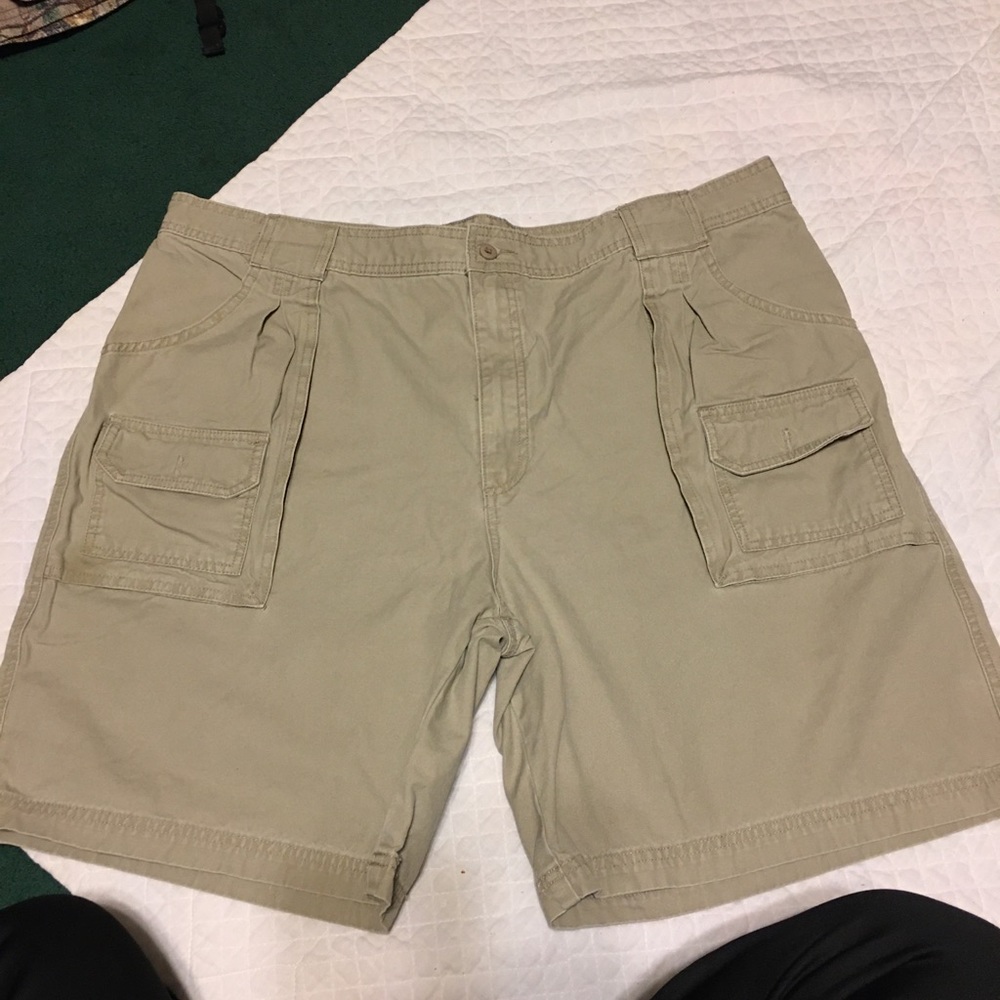 Cabela’s cargo shorts.